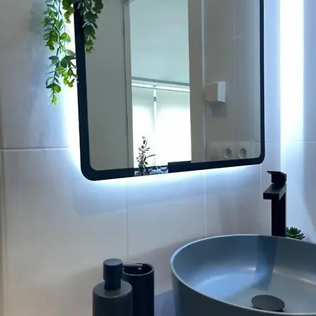 Skade Zona Baja Apartment