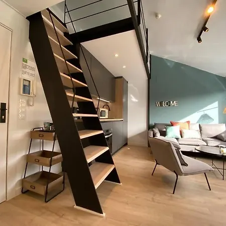 Apartment Skade Zona Baja
