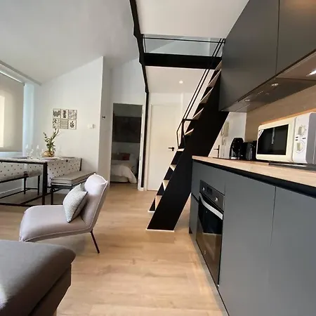 Skade Zona Baja 아파트 시에라네바다