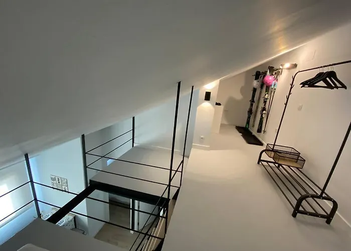 Skade Zona Baja Σιέρρα Νεβάδα